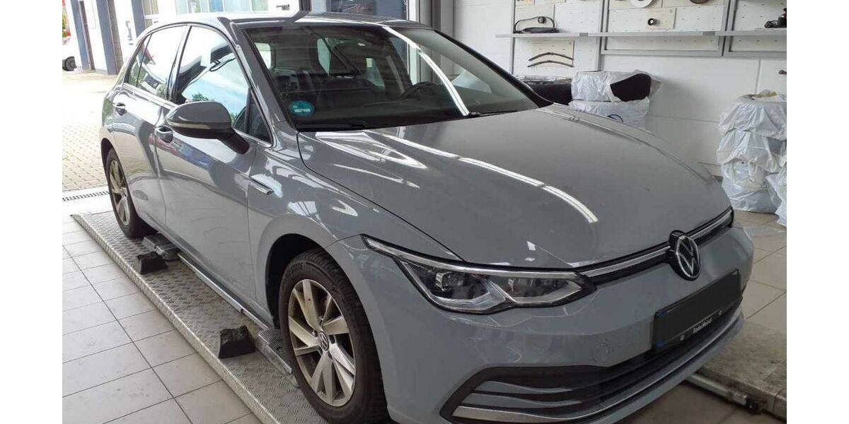 VW Golf 85.086 km 17.930 &euro; Wolfratshausen 82515