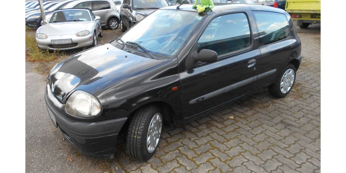 Renault Clio 231.000 km 1.500 &euro; Neumünster 24539