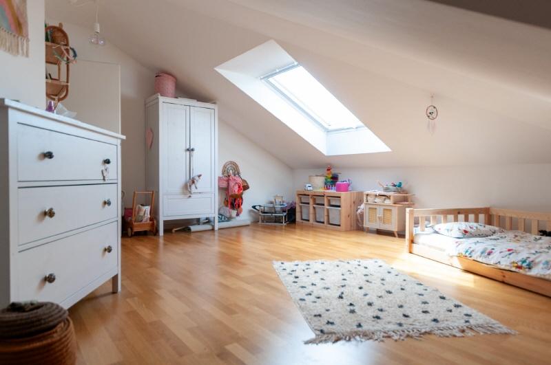 Dachgeschoßwohnung Dresden Loschwitz - 3 Zimmer, 101 m&sup2;, 1.165&euro; | Angebot:26288747