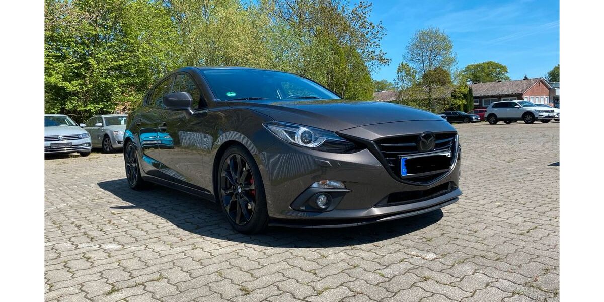 Mazda 3 120.000 km 11.500 &euro; Stade 21684