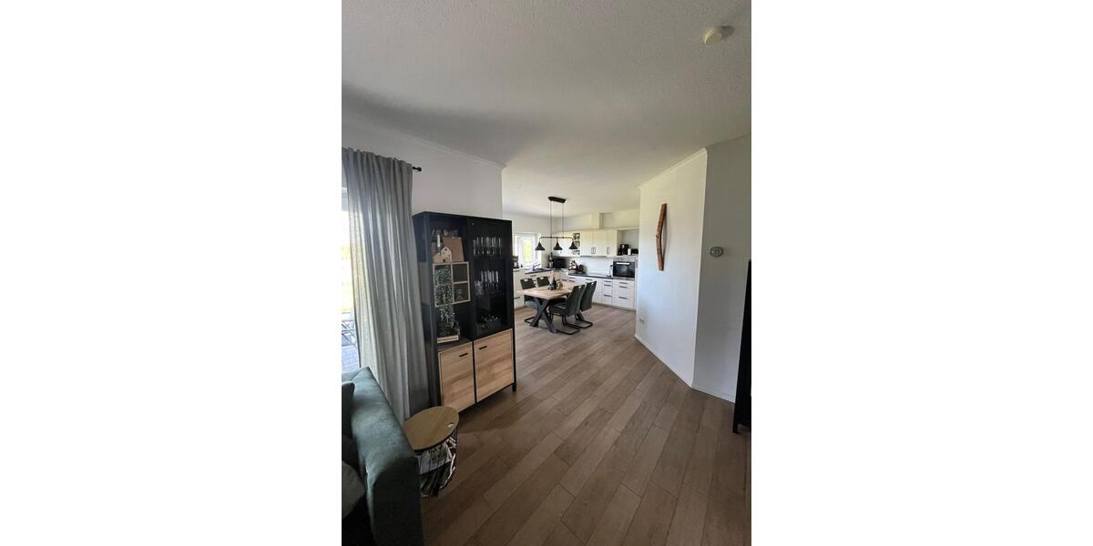 Bungalow Westoverledingen - 3 Zimmer, 124 m&sup2;, 1.150&euro; | Angebot:26229529