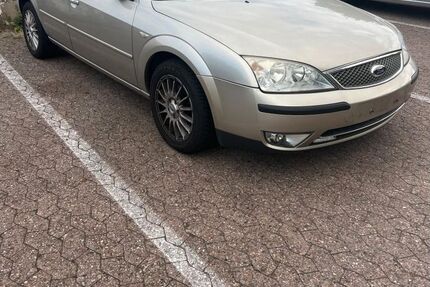 Ford Mondeo 204.523 km 1.350 &euro; Bad Oeynhausen 32545