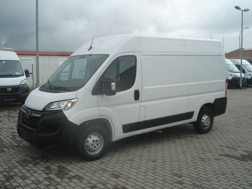Opel Movano 37.300 km 21.896 € Oranienburg 16515