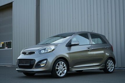 Kia Picanto 152.000 km 3.850 &euro; Haiger 35708