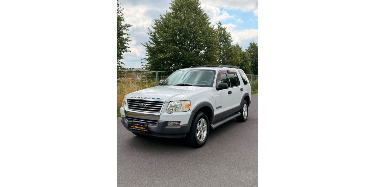 Ford Explorer 93.000 km 12.490 &euro; DAHLEWITZ 15827