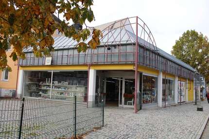 Einzelhandel in Hof 999.000 € 1070 m² zimmer