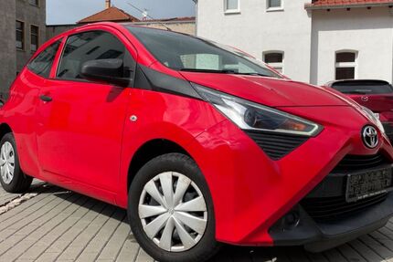 Toyota Aygo (X) 59.000 km 6.990 € Saalfeld 07318