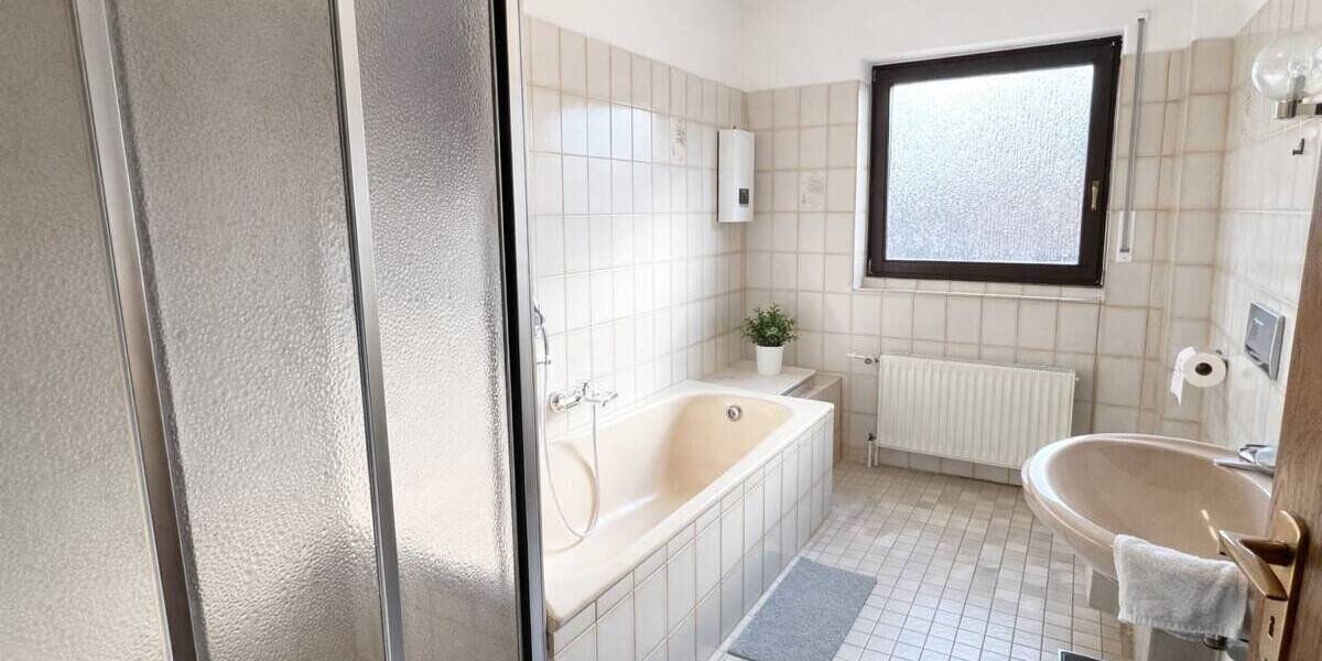 Mehrfamilienhaus, Wohnhaus Neuenhaus - 6 Zimmer, 197 m&sup2;, 280.000&euro; | Angebot:26188267