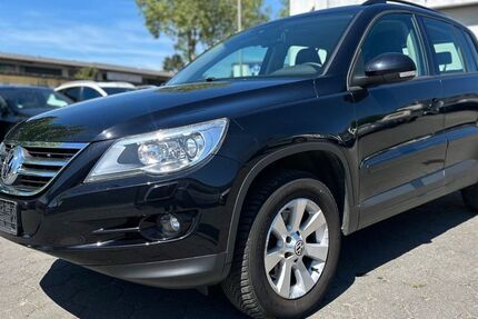 VW Tiguan 137.000 km 5.199 &euro; Elz 65604