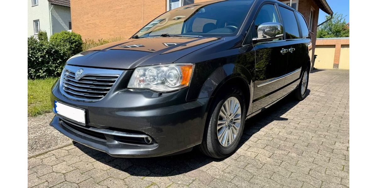 Lancia Voyager 247.000 km 7.989 &euro; Harsum 31177