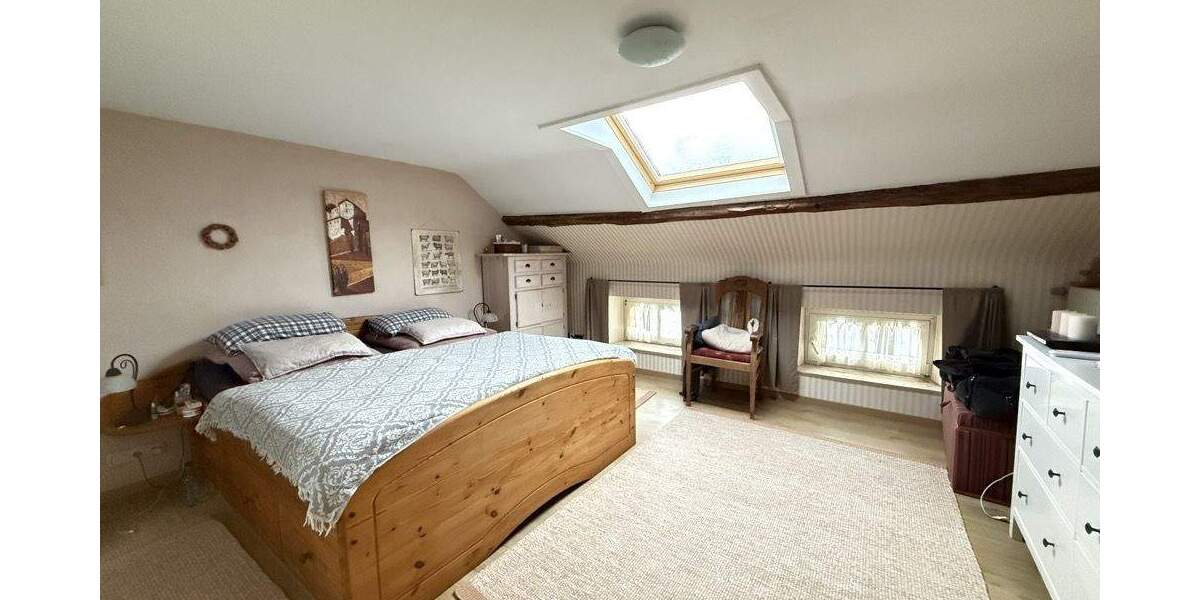 Mehrfamilienhaus, Wohnhaus Aachen / Hahn Hahn - 8 Zimmer, 328 m&sup2;, 890.000&euro; | Angebot:25801606