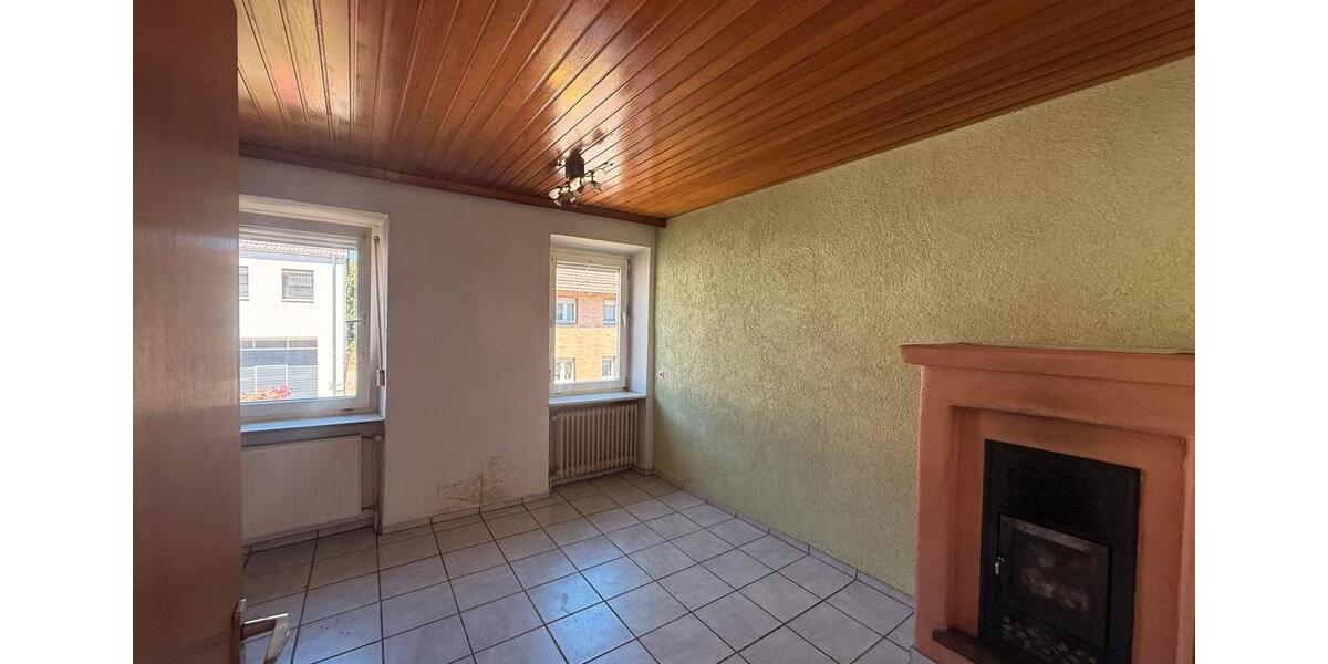 Einfamilienhaus Spiesen-Elversberg Elversberg - 7 Zimmer, 150 m&sup2;, 121.000&euro; | Angebot:26960849