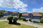 Voll möblierte 1-Zimmer-Wohnung mit Balkon zwischen See und Golfplatz
