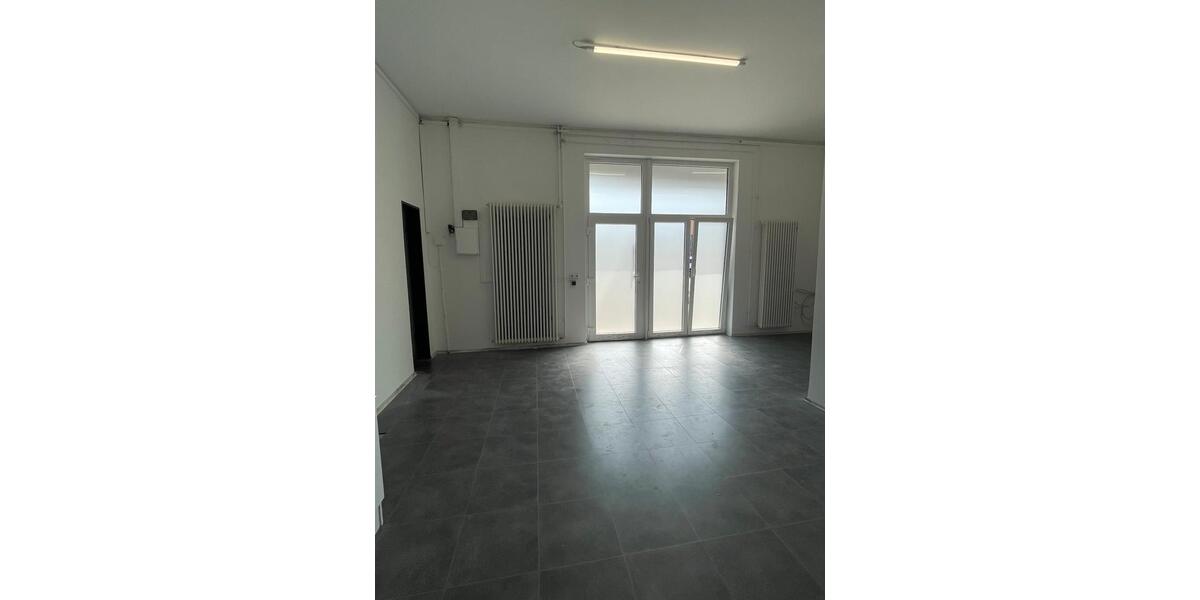 Erdgeschoßwohnung Lebach - 1 Zimmer, 77 m&sup2;, 450&euro; | Angebot:26191453