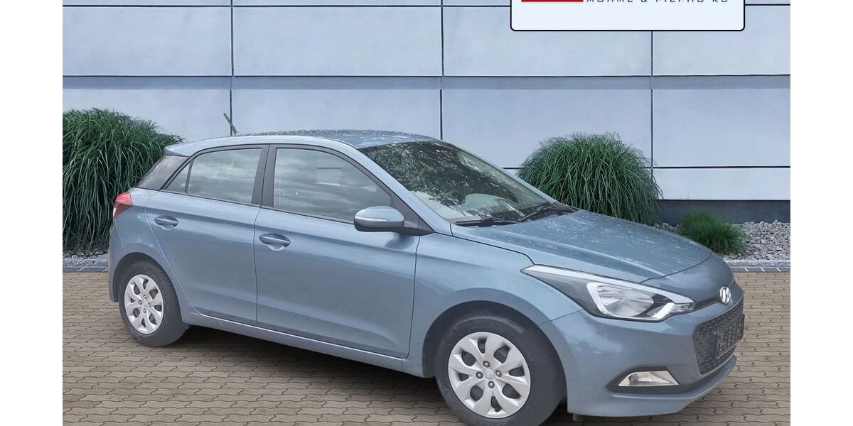 Hyundai i20 35.800 km 10.590 &euro; Bückeburg 31675