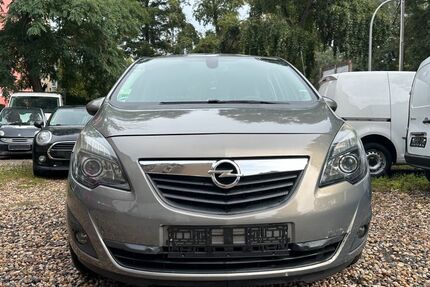 Opel Meriva 197.000 km 2.990 &euro; Berlin 12055