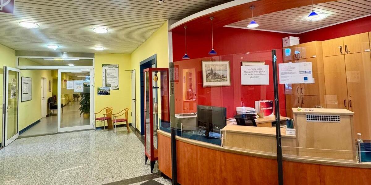 Großzügige Praxisfläche in zentraler Lage – ideal für Ihre Arztpraxis medizinische Nutzung - Gewerbeobjekt Furth im Wald | Angebot:25710236