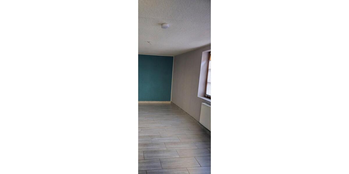 Ein-bis 2 Familienhaus zu mieten 7 zimmer