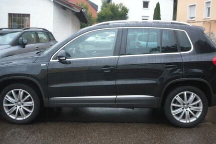 VW Tiguan 96.000 km 13.990 € Saarbruecken 66119