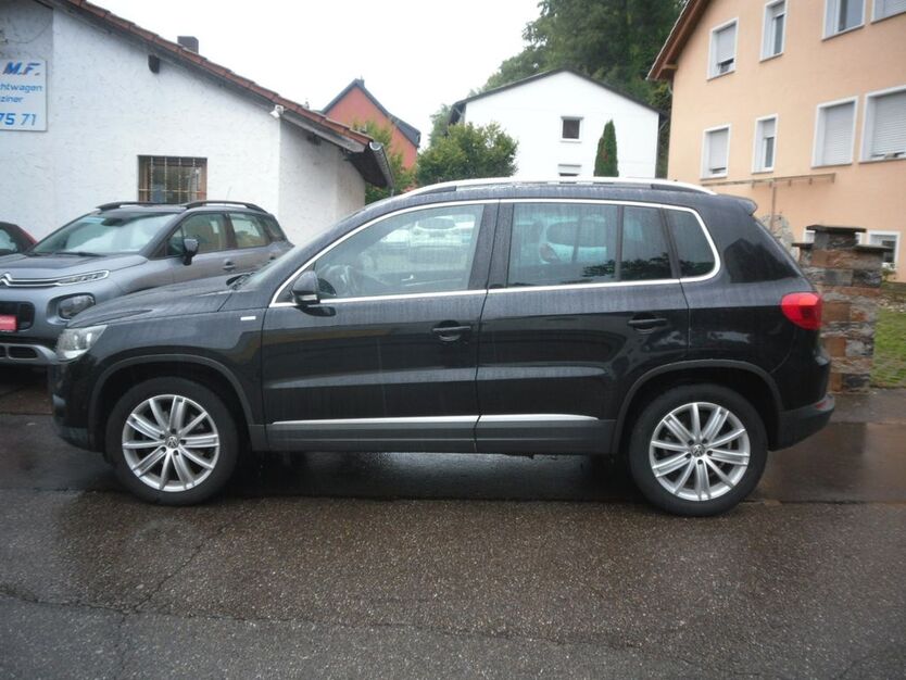 VW Tiguan 96.000 km 13.990 € Saarbruecken 66119