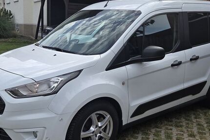 Ford Tourneo Connect 125.300 km 9.950 &euro; Castrop- Rauxel 44575