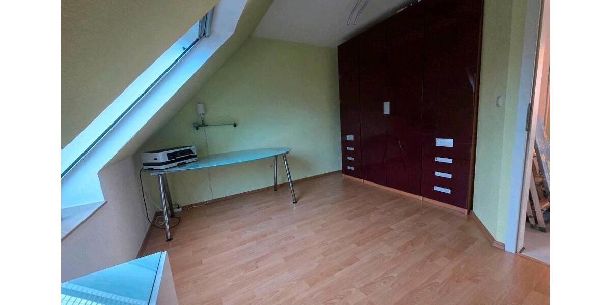 Dachgeschoßwohnung Peine - 3 Zimmer, 64 m&sup2;, 175.000&euro; | Angebot:26367653