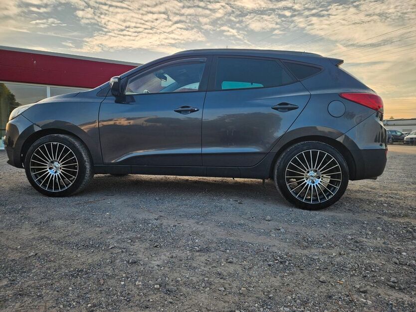 Hyundai ix35 140.000 km 6.400 € Rheinberg 47495