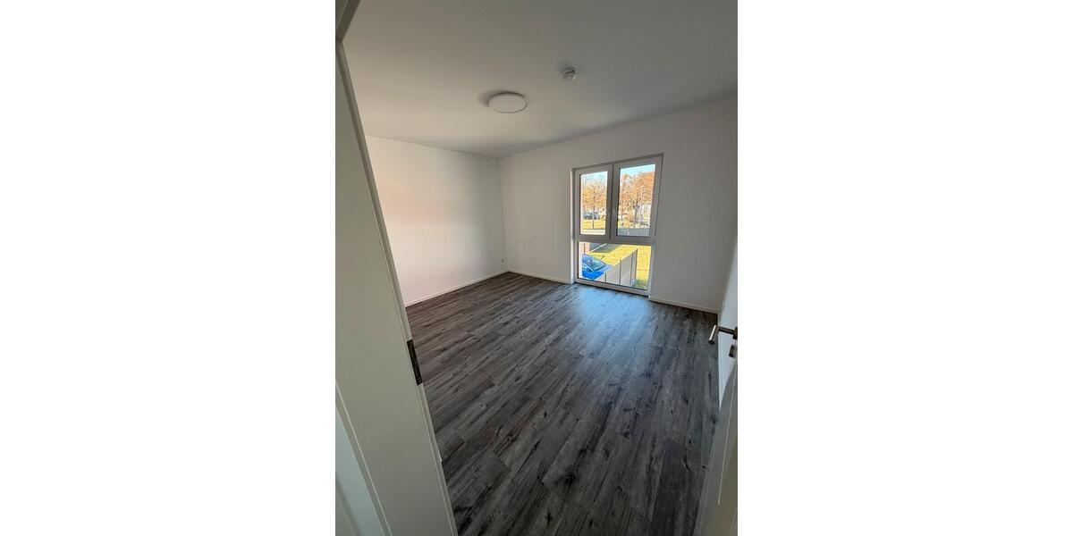 Doppelhaushälfte Gifhorn - 5 Zimmer, 130 m&sup2;, 1.400&euro; | Angebot:25372278