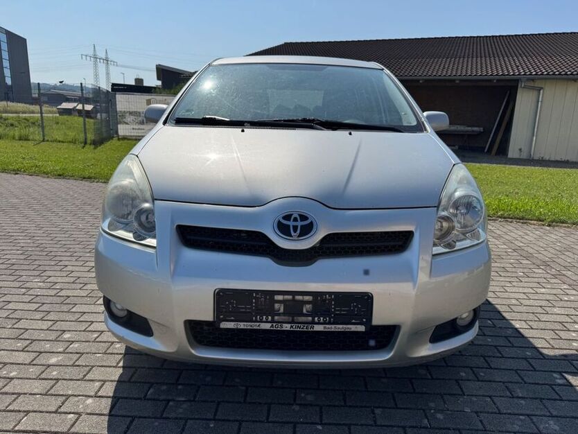 Corolla Verso