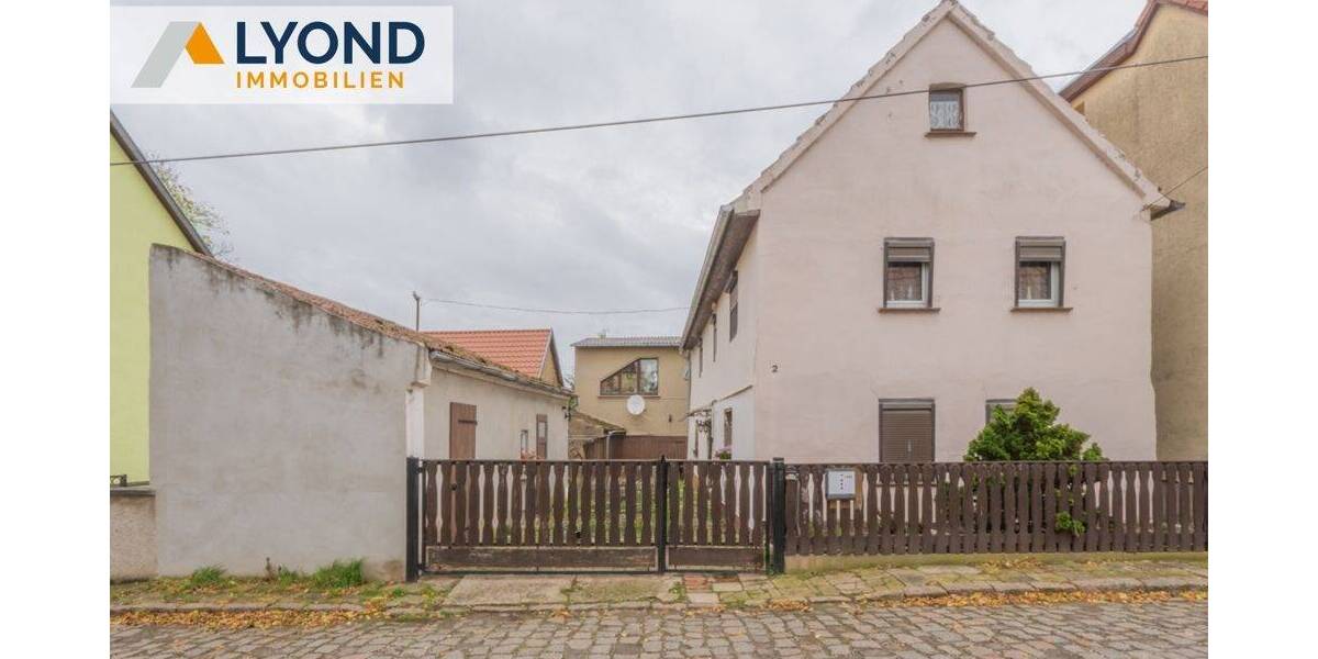 Sanierungsbedürftiges Fachwerkhaus mit großem Anbau, Garten und Pool in einem Ortsteil von Lützen 7 zimmer