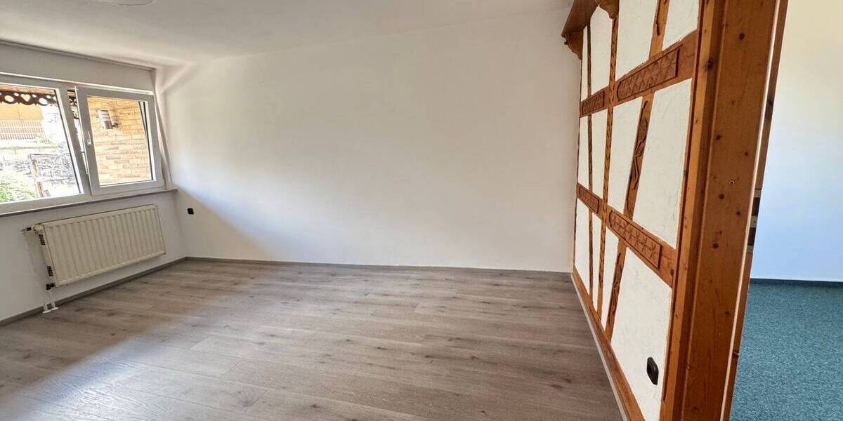 Einfamilienhaus Mitteleschenbach - 6 Zimmer, 160 m&sup2;, 289.000&euro; | Angebot:25680265