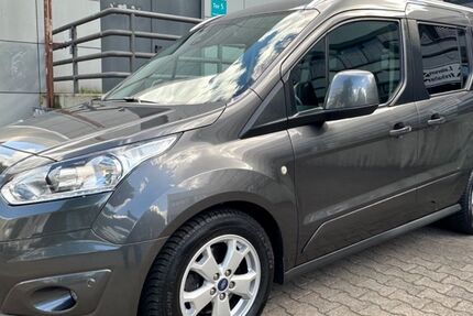 Ford Tourneo Connect 122.749 km 10.480 &euro; Berlin 13353