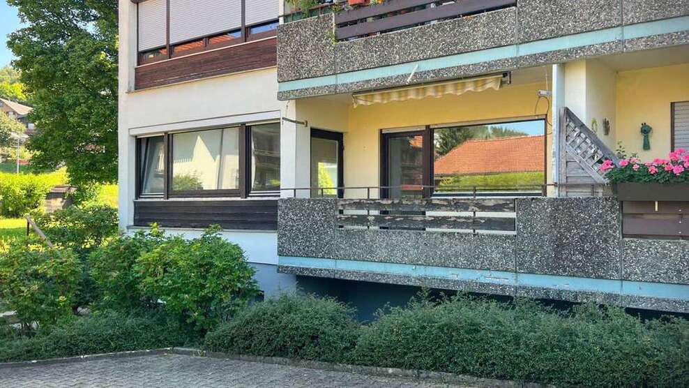 Wohnung zum Kaufen in Lenzkirch 150.000 € 89.48 m²