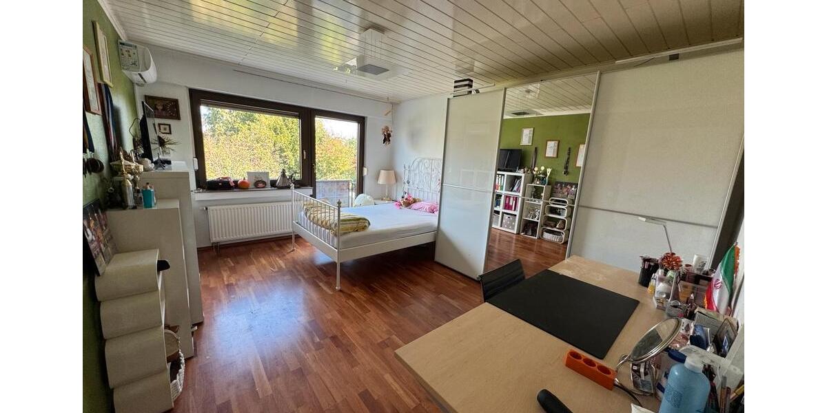 Einfamilienhaus Willich - 5 Zimmer, 4 m&sup2;, 2.800&euro; | Angebot:26645782