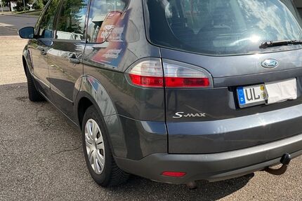 Ford S-Max 201.600 km 3.300 € Ulm 89075