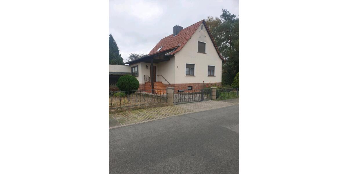 Einfamilienhaus Wolmirstedt - 4 Zimmer, 110 m&sup2;, 180.000&euro; | Angebot:26474979