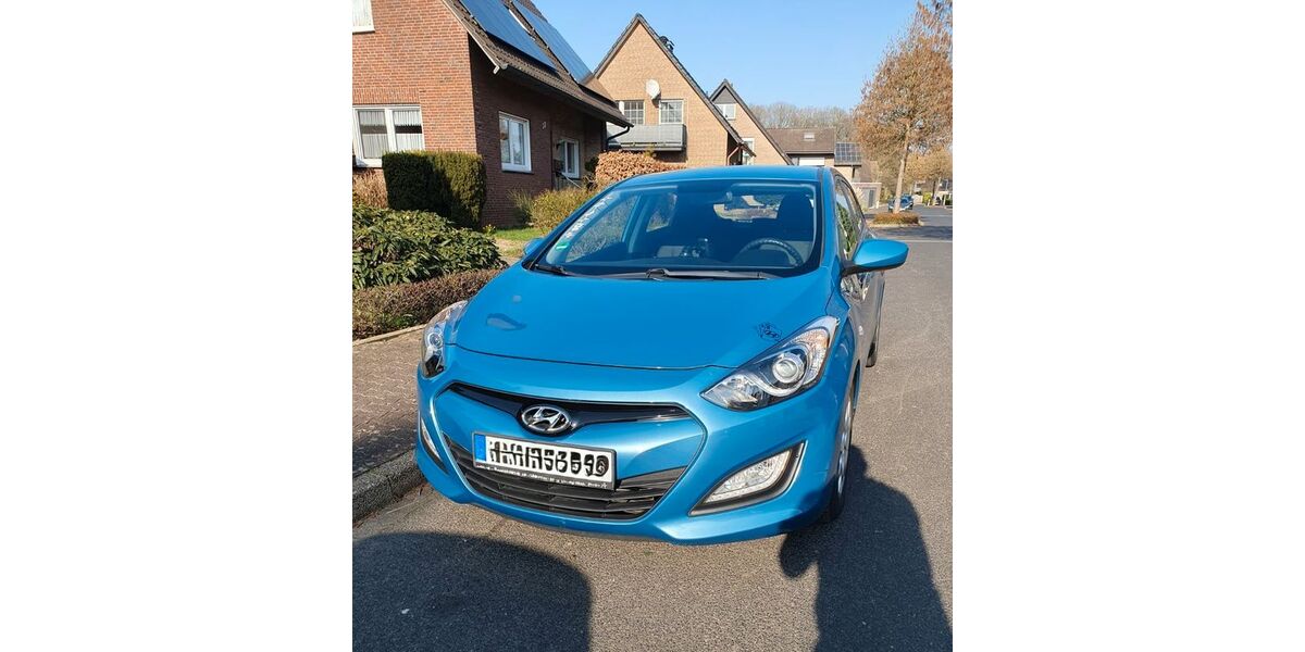 Hyundai i30 124.000 km 6.800 &euro; Isselburg 46419