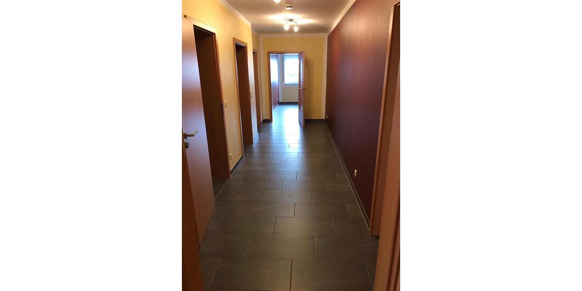 Etagenwohnung Rittersdorf - 5 Zimmer, 126 m&sup2;, 950&euro; | Angebot:24956653