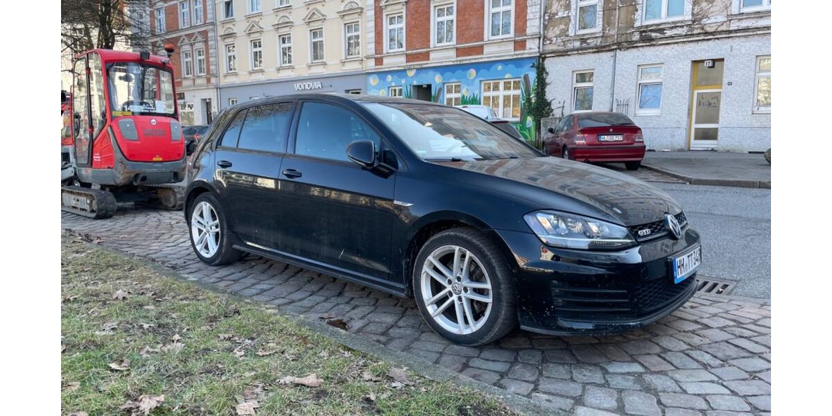 VW Golf 82.000 km 20.500 &euro; Hamburg 21109