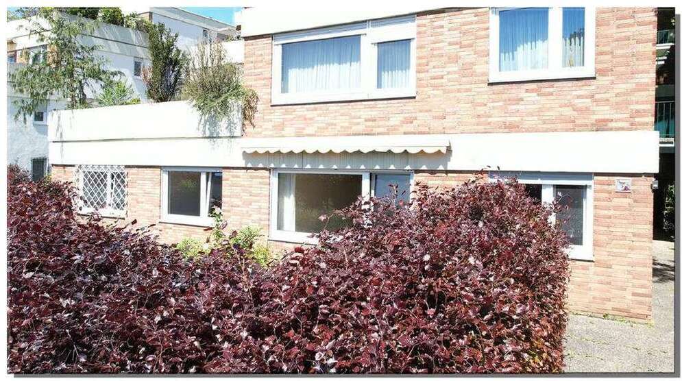 Wohnung zum Kaufen in Kassel 150.000 € 95.38 m²