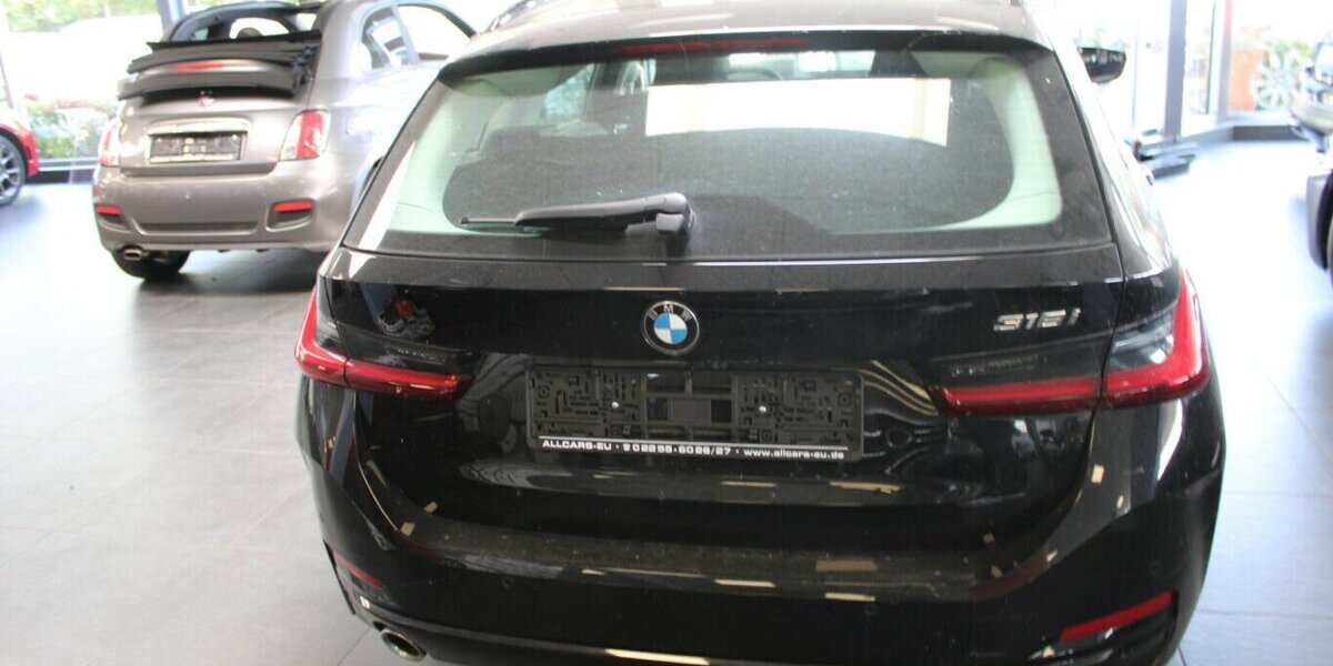 BMW 318 318i Touring Aut. 14.450 km 28.980 &euro; Euskirchen 53881