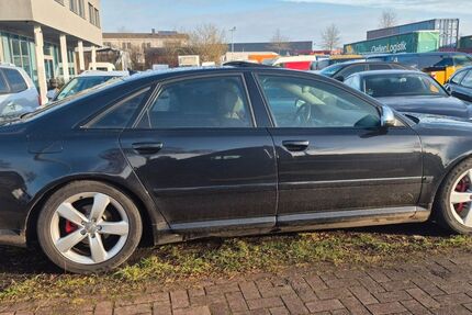 Audi A8 250.000 km 5.500 &euro; Achim 28832
