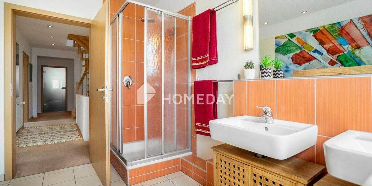 Ihr neues Zuhause in ruhiger Wohnlage - Charmante Doppelhaushälfte mit Wohlfühlfaktor und viel Platz 6 zimmer