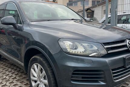 VW Touareg 274.390 km 11.800 € Bannewitz 01728