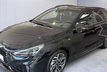 Hyundai i30 1.500 km 29.850 &euro; Lörrach 79539