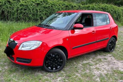 Skoda Fabia 33.000 km 8.950 &euro; Falkensee 14612