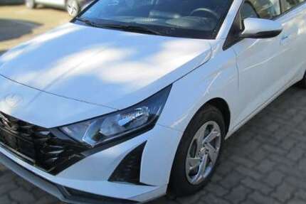 Hyundai i20 24.754 km 15.450 &euro; Elmshorn 25337