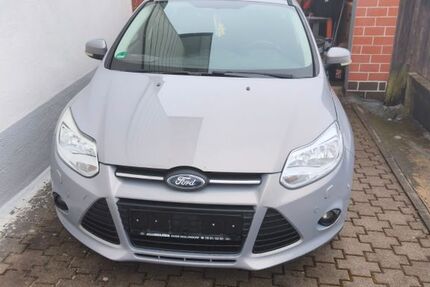 Ford Focus 109.000 km 5.200 &euro; Schaufling 94571