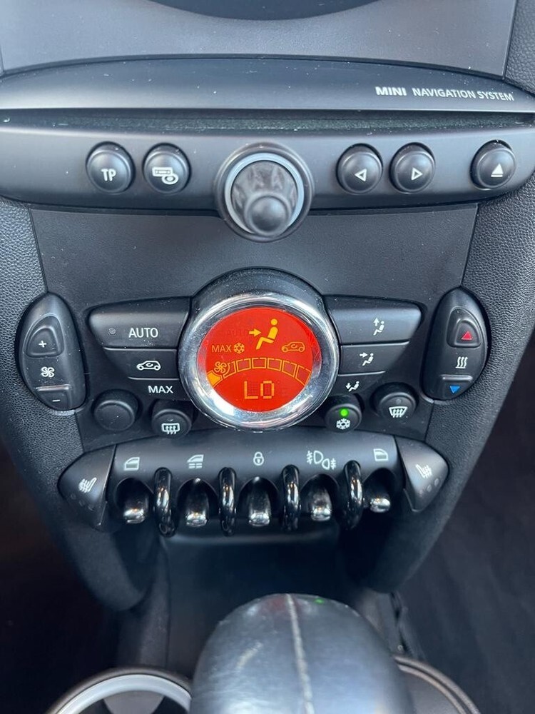 Mini 98.000 km 12.500 € Bedburg 50181