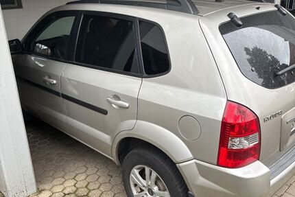 Hyundai TUCSON 203.478 km 5.000 &euro; Frechen 50226